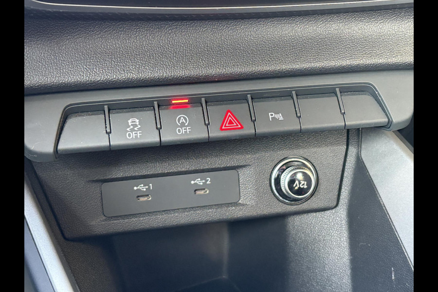 Audi A1 Sportback 30 TFSI S-Edition | Achteruitrijcamera | Cruise Control | Carplay |