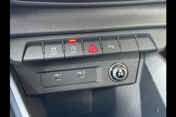Audi A1 Sportback 30 TFSI S-Edition | Achteruitrijcamera | Cruise Control | Carplay |