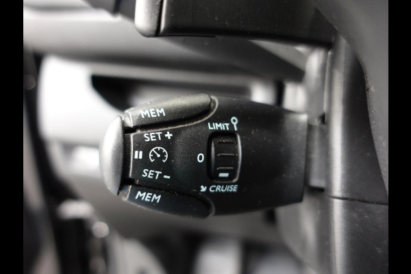 Opel Vivaro 2.0 BlueHDi 145PK S&S L3 Airco Navigatie Cruise Control Trekhaak