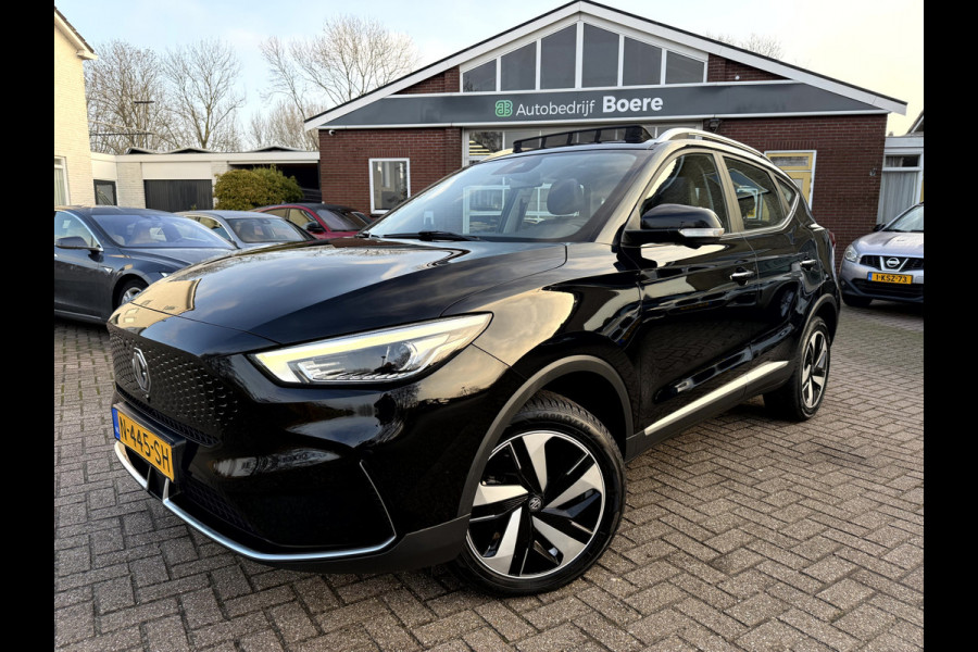 MG Mg zs ev EV Long Range Luxury 70 kWh SOH 92,4%, Panoramadak, Leer, 360 camera