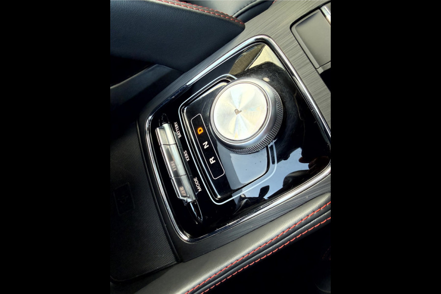 MG Mg zs ev EV Long Range Luxury 70 kWh SOH 92,4%, Panoramadak, Leer, 360 camera