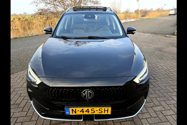 MG Mg zs ev EV Long Range Luxury 70 kWh SOH 92,4%, Panoramadak, Leer, 360 camera