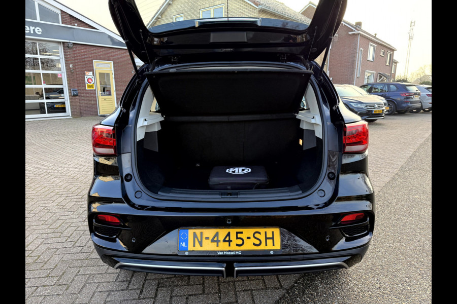 MG Mg zs ev EV Long Range Luxury 70 kWh SOH 92,4%, Panoramadak, Leer, 360 camera