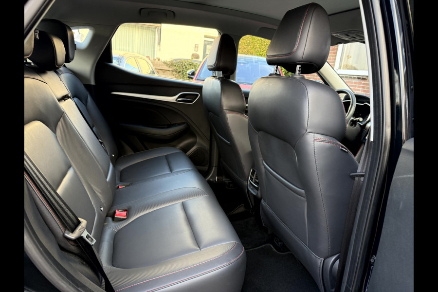 MG Mg zs ev EV Long Range Luxury 70 kWh SOH 92,4%, Panoramadak, Leer, 360 camera