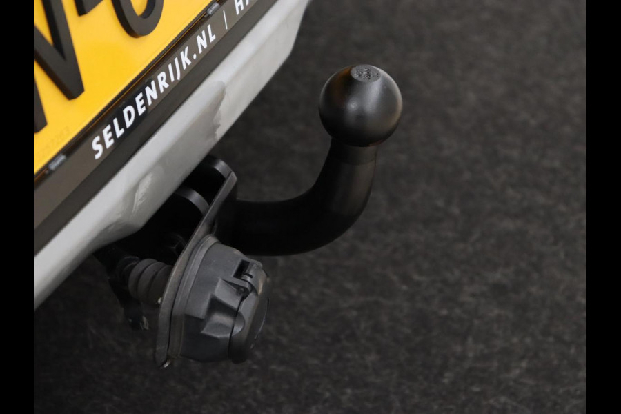 Kia Niro 1.6 GDi Hybrid ExecutiveLine | Schuifdak | Trekhaak | Adaptive cruise | Camera | Half leder | Navigatie | Carplay | Climate control