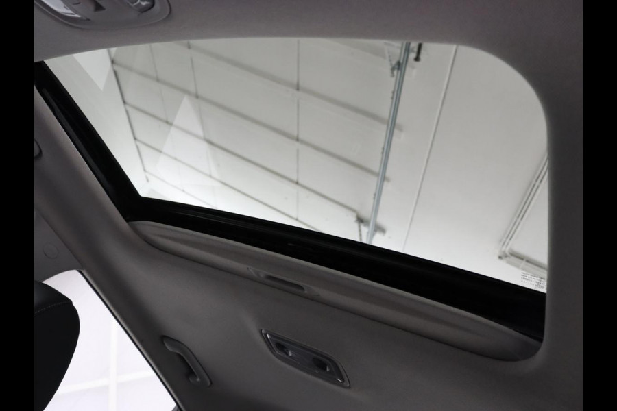 Kia Niro 1.6 GDi Hybrid ExecutiveLine | Schuifdak | Trekhaak | Adaptive cruise | Camera | Half leder | Navigatie | Carplay | Climate control