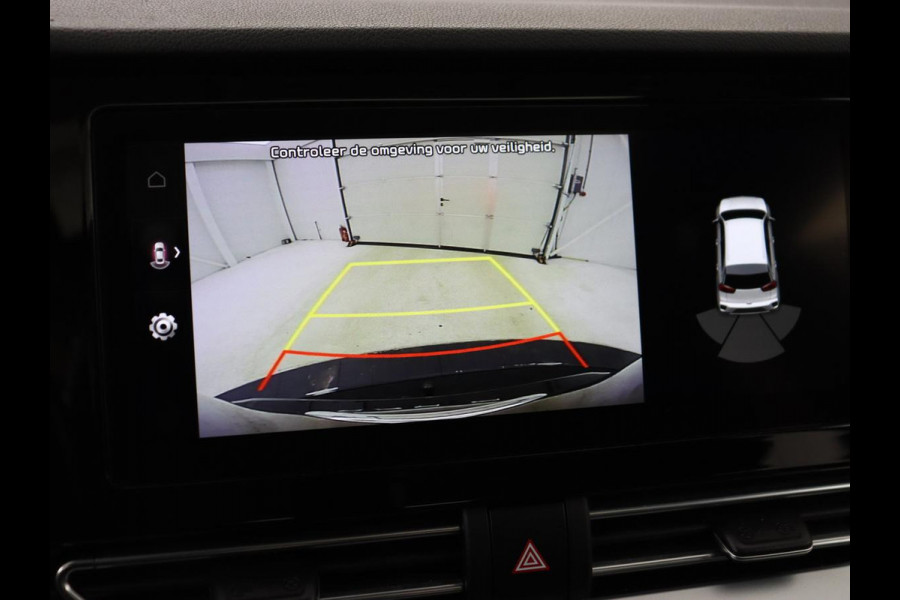 Kia Niro 1.6 GDi Hybrid ExecutiveLine | Schuifdak | Trekhaak | Adaptive cruise | Camera | Half leder | Navigatie | Carplay | Climate control