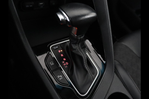 Kia Niro 1.6 GDi Hybrid ExecutiveLine | Schuifdak | Trekhaak | Adaptive cruise | Camera | Half leder | Navigatie | Carplay | Climate control