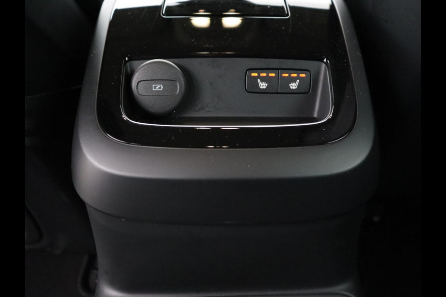 Volvo V60 2.0 T6 Plug-in hybrid AWD Core Bright | Trekhaak | Achterbankverwarming | Adaptive cruise | Carplay | Stoelverwarming | Climate control | Keyless | Parkeerhulp | PHEV | Plug In