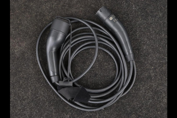 Volvo V60 2.0 T6 Plug-in hybrid AWD Core Bright | Trekhaak | Achterbankverwarming | Adaptive cruise | Carplay | Stoelverwarming | Climate control | Keyless | Parkeerhulp | PHEV | Plug In