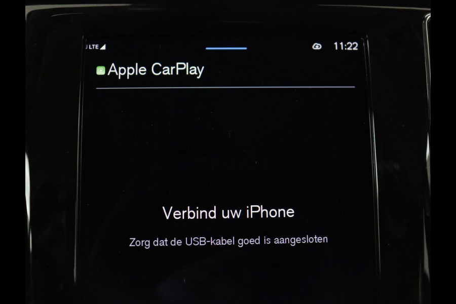 Volvo V60 2.0 T6 Plug-in hybrid AWD Core Bright | Trekhaak | Achterbankverwarming | Adaptive cruise | Carplay | Stoelverwarming | Climate control | Keyless | Parkeerhulp | PHEV | Plug In