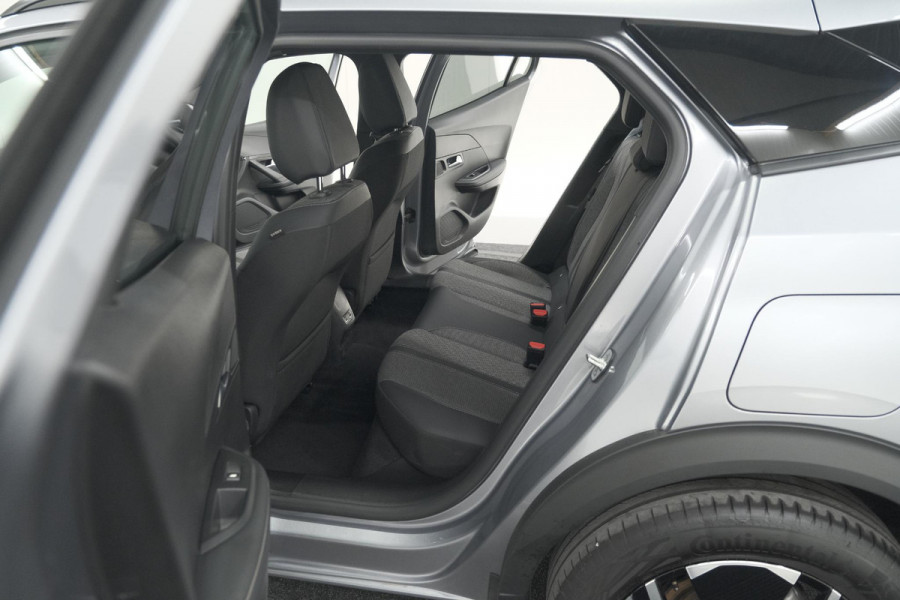 Peugeot 2008 PureTech 100 Allure | Camera | Navigatie | Parkeersensoren | Apple Carplay