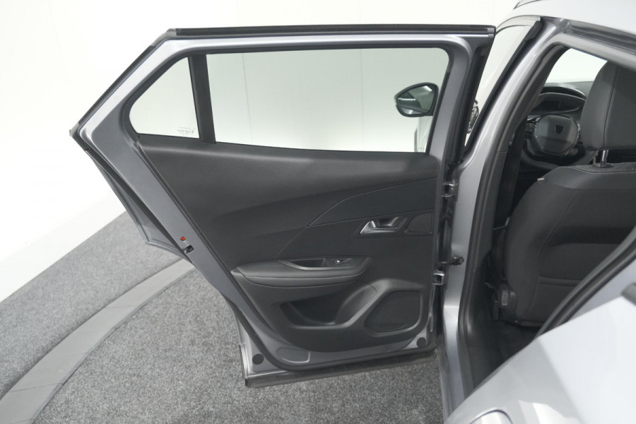 Peugeot 2008 PureTech 100 Allure | Camera | Navigatie | Parkeersensoren | Apple Carplay