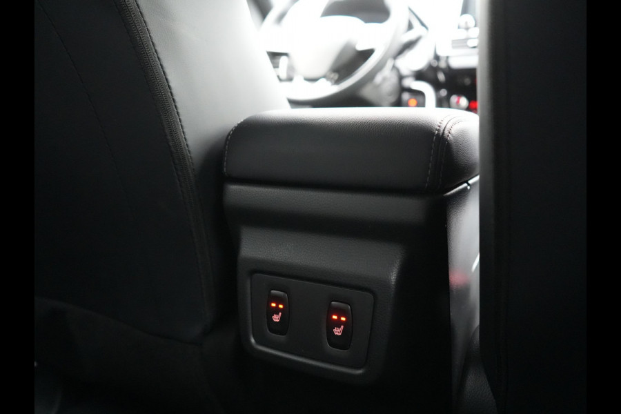 Mitsubishi Eclipse Cross 2.4 Black Edition Plug In Hybrid 188pk Dealer O.H. PHEV | Trekhaak Afn. | Adaptive Cruise | 360 Camera | Alcantara Sportstoelen & Stuur Verwarmd | Apple Carplay | Navigatie Via TomTom | Keyless | Blis | DAB |