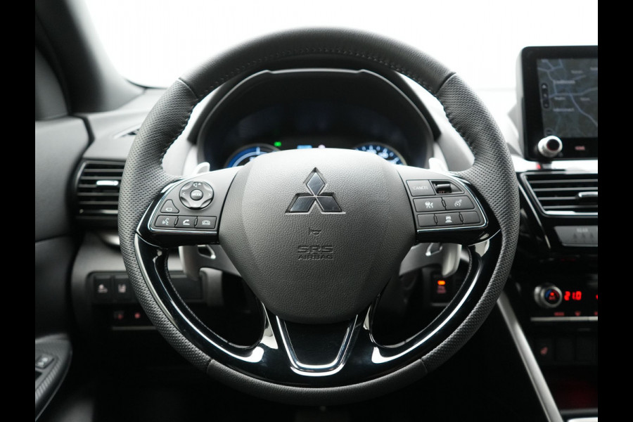 Mitsubishi Eclipse Cross 2.4 Black Edition Plug In Hybrid 188pk Dealer O.H. PHEV | Trekhaak Afn. | Adaptive Cruise | 360 Camera | Alcantara Sportstoelen & Stuur Verwarmd | Apple Carplay | Navigatie Via TomTom | Keyless | Blis | DAB |