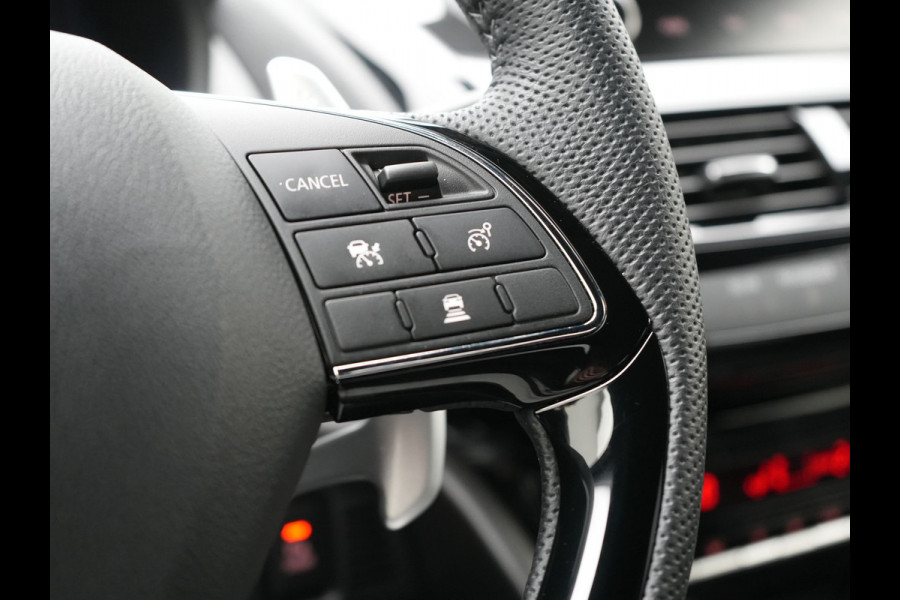 Mitsubishi Eclipse Cross 2.4 Black Edition Plug In Hybrid 188pk Dealer O.H. PHEV | Trekhaak Afn. | Adaptive Cruise | 360 Camera | Alcantara Sportstoelen & Stuur Verwarmd | Apple Carplay | Navigatie Via TomTom | Keyless | Blis | DAB |