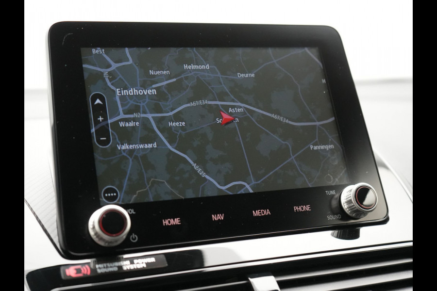 Mitsubishi Eclipse Cross 2.4 Black Edition Plug In Hybrid 188pk Dealer O.H. PHEV | Trekhaak Afn. | Adaptive Cruise | 360 Camera | Alcantara Sportstoelen & Stuur Verwarmd | Apple Carplay | Navigatie Via TomTom | Keyless | Blis | DAB |