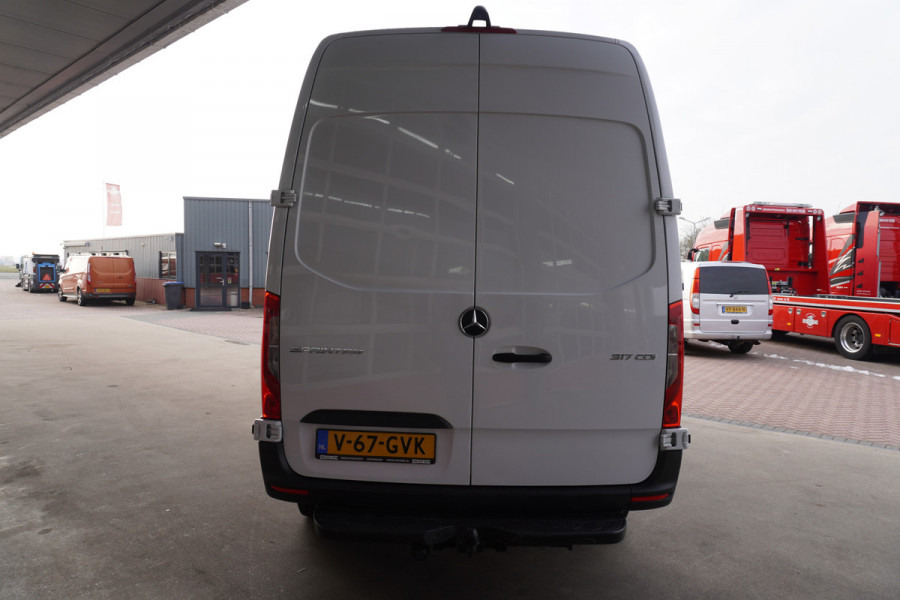 Mercedes-Benz Sprinter 317 170pk CDI L2H2 nr.V126 | Airco | Cruise | camera