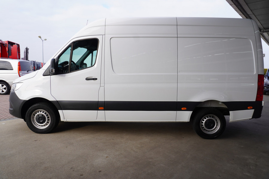 Mercedes-Benz Sprinter 317 170pk CDI L2H2 nr.V126 | Airco | Cruise | camera