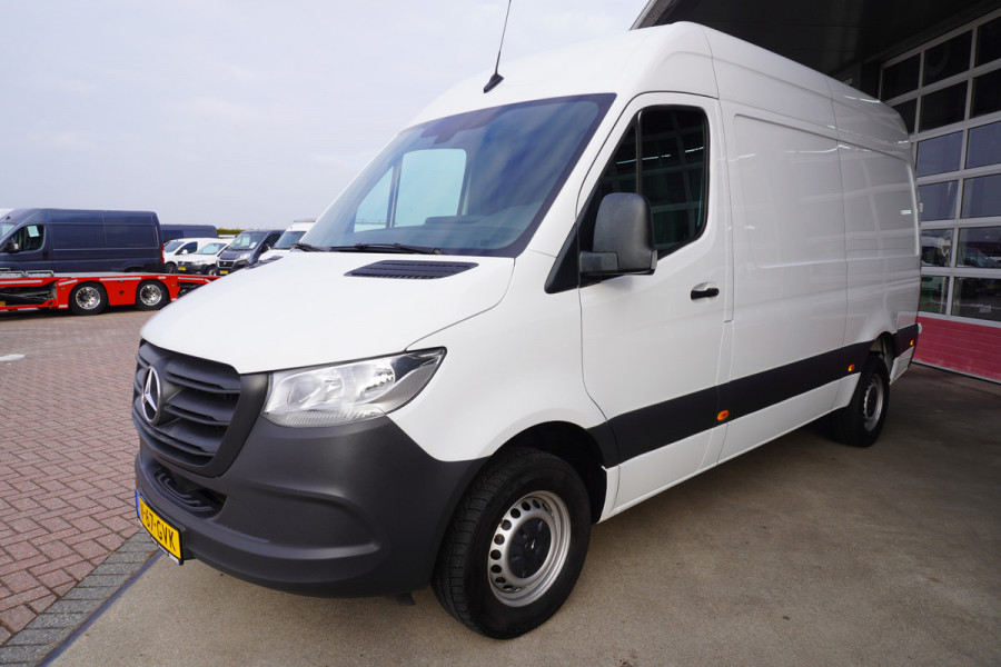 Mercedes-Benz Sprinter 317 170pk CDI L2H2 nr.V126 | Airco | Cruise | camera