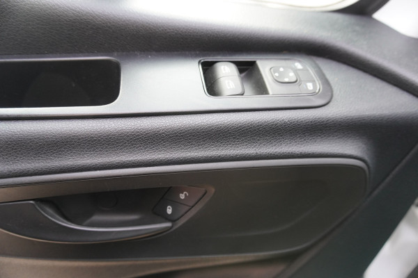 Mercedes-Benz Sprinter 317 170pk CDI L2H2 nr.V126 | Airco | Cruise | camera