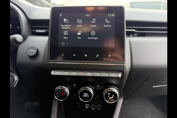 Renault Clio 1.6 E-Tech Hybrid 140 / Apple-Carplay - Android / ALL-Season / 1e Eigenaar / NED-Clio / PDC incl. weergave