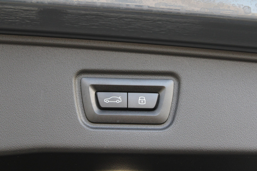 BMW 5 Serie Touring M5 | KERAMISCH | M-DRIVE PROFESSIONAL | COMFORT-PACK | ALCANTARA | 4X STOELVERW |