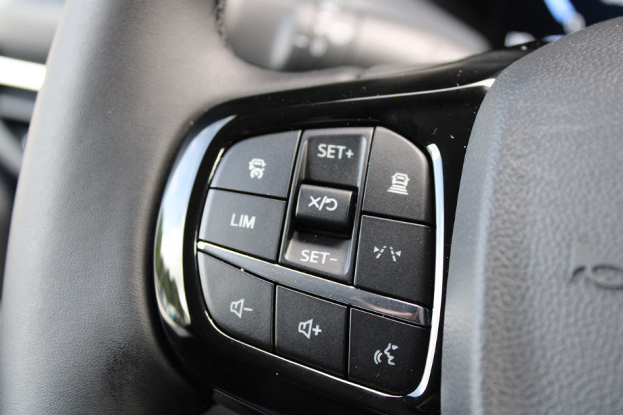 Ford Transit Custom 320 2.0 TDCI L2H1 Limited 150pk - Adaptive Cruise - Verwarmd stuur - Blind spot - Navigatie - Camera - Draadloos laden - Rijklaa