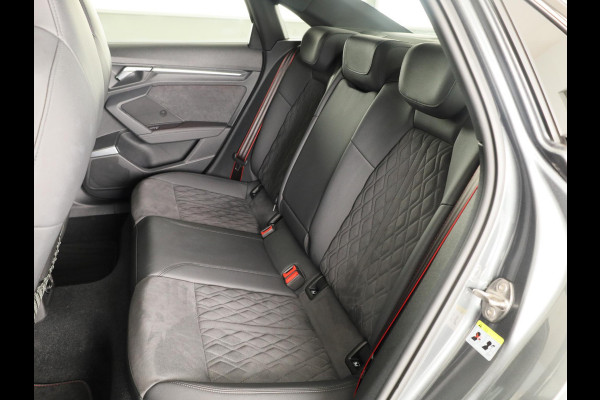 Audi RS 3 Limousine 2.5 TFSI quattro 400pk | Panoramadak | 3-spaaks sport afgevlakt stuurwiel | Adaptief onderstel | SONOS Premium 3D Audio