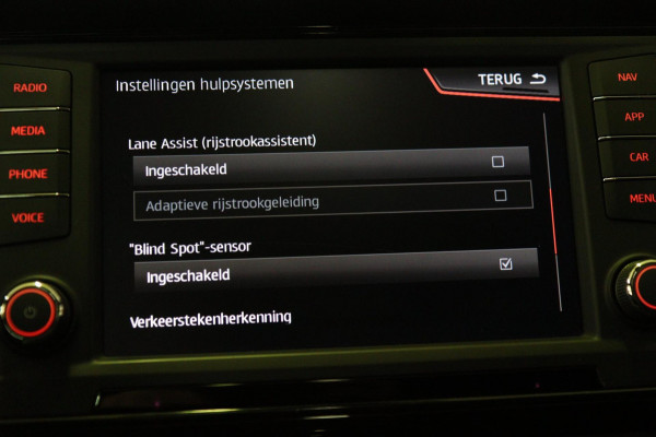 CUPRA Ateca 2.0 TSI 4DRIVE CUPRA PANO/BEATS/360CAM/CARPLAY/BOMVOLL