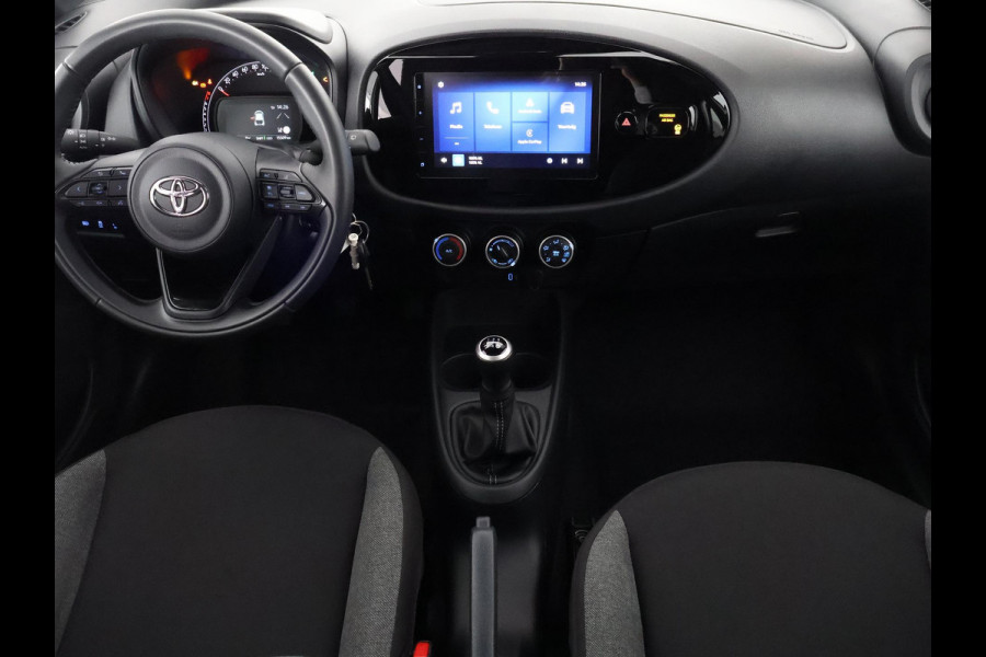 Toyota Aygo X 1.0 VVT-i MT Play Sport | Apple Carplay & Android Auto | Adaptive Cruise Control | Cruise control