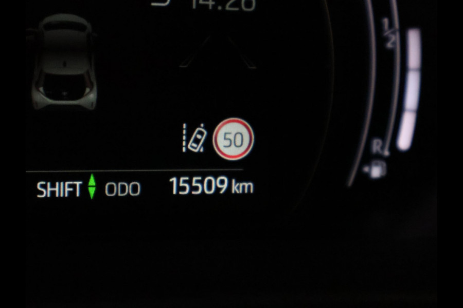 Toyota Aygo X 1.0 VVT-i MT Play Sport | Apple Carplay & Android Auto | Adaptive Cruise Control | Cruise control