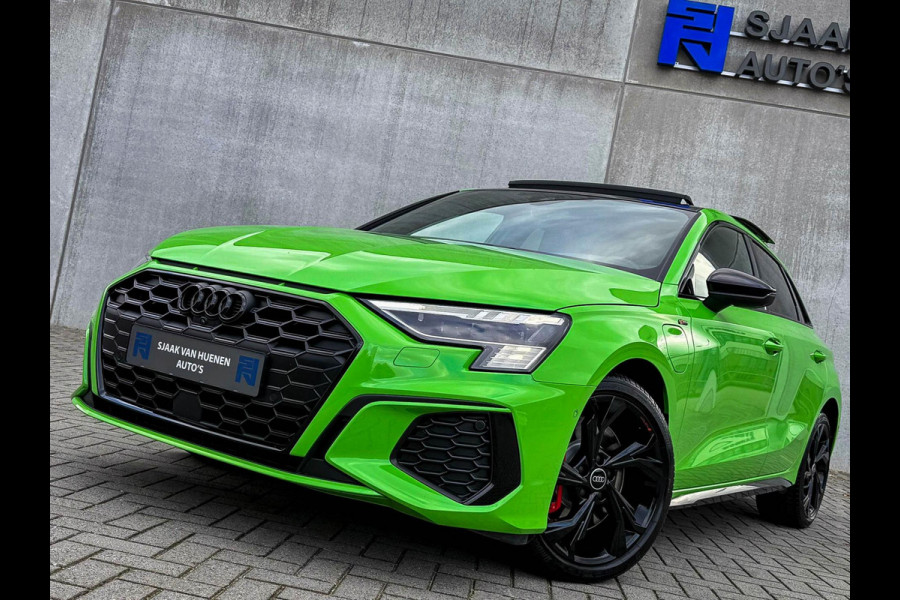 Audi A3 Sportback 45TFSI e 245pk S-Tronic Competition S Edition S-Line 1e Eig|Audi Exclusive|Pano|Kuipstoelen|360°|Ambiance|Matrix