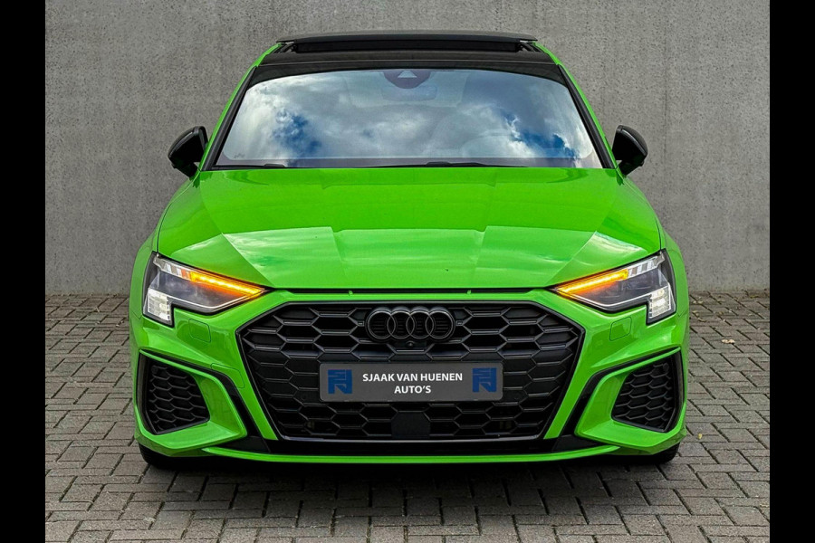 Audi A3 Sportback 45TFSI e 245pk S-Tronic Competition S Edition S-Line 1e Eig|Audi Exclusive|Pano|Kuipstoelen|360°|Ambiance|Matrix
