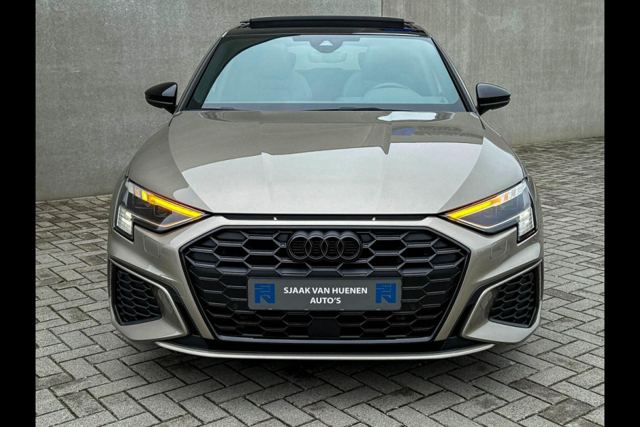 Audi A3 Sportback 45TFSI e PHEV S Edition S line Competition 245pk S-Tronic! 1e|Panoramadak|Virtual Cockpit|Supersport Kuipstoelen