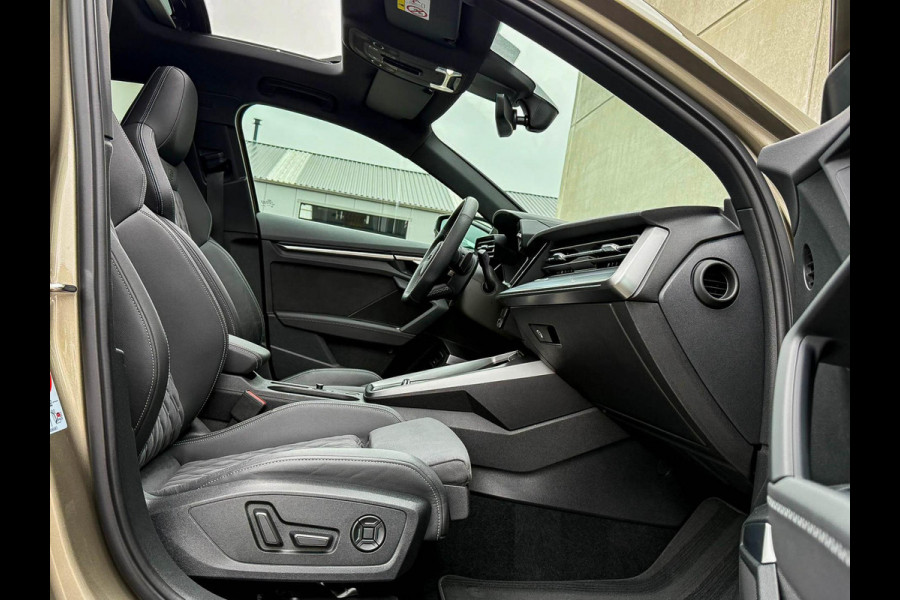 Audi A3 Sportback 45TFSI e PHEV S Edition S line Competition 245pk S-Tronic! 1e|Panoramadak|Virtual Cockpit|Supersport Kuipstoelen