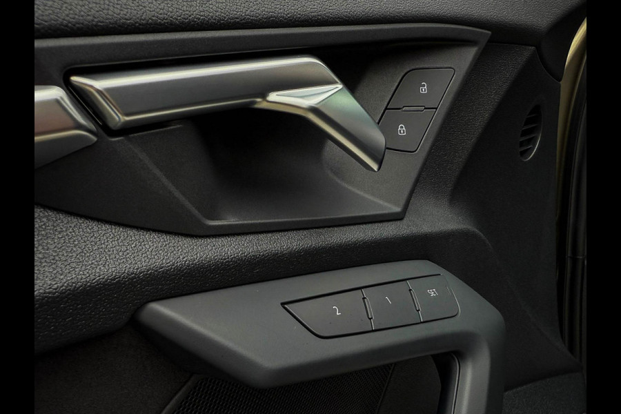 Audi A3 Sportback 45TFSI e PHEV S Edition S line Competition 245pk S-Tronic! 1e|Panoramadak|Virtual Cockpit|Supersport Kuipstoelen