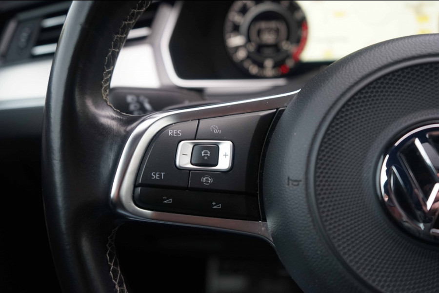 Volkswagen Arteon 1.5 TSI 3x R-LINE Panorama Automaat