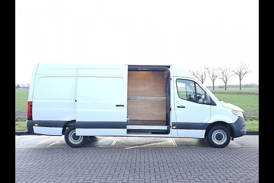 Mercedes-Benz Sprinter 317 1.9 CDI L3H2 RWD automaat, airco, navi, mbux, camera, 50 dkm.