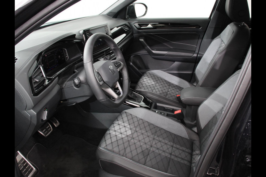 Volkswagen T-Roc 1.5 TSI R-Line+Blackpack | Panoramadak | Climate control | Adaptieve cruise control | LED | Navigatie | Achteruitrijcamera | Parkeersensoren | Apple Carplay/ Android Auto | Radio