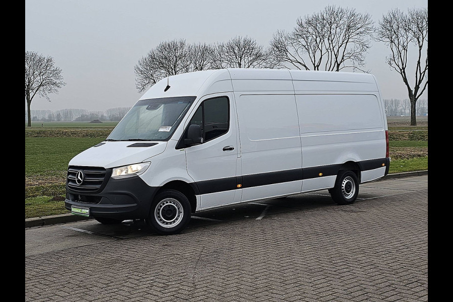 Mercedes-Benz Sprinter 315 L3H2 Automaat Mbux Airco Adaptieve Cruise Camera Trekhaak Euro6 150 PK!