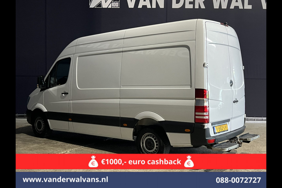 Mercedes-Benz Sprinter 316 CDI 163pk L2H2 Euro6 Airco | Cruisecontrol | 2800kg Trekhaak Parkeersensoren