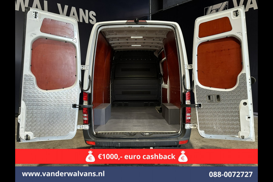 Mercedes-Benz Sprinter 316 CDI 163pk L2H2 Euro6 Airco | Cruisecontrol | 2800kg Trekhaak Parkeersensoren
