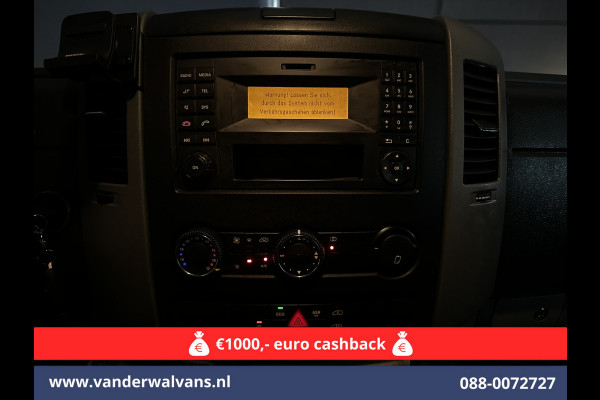 Mercedes-Benz Sprinter 316 CDI 163pk L2H2 Euro6 Airco | Cruisecontrol | 2800kg Trekhaak Parkeersensoren
