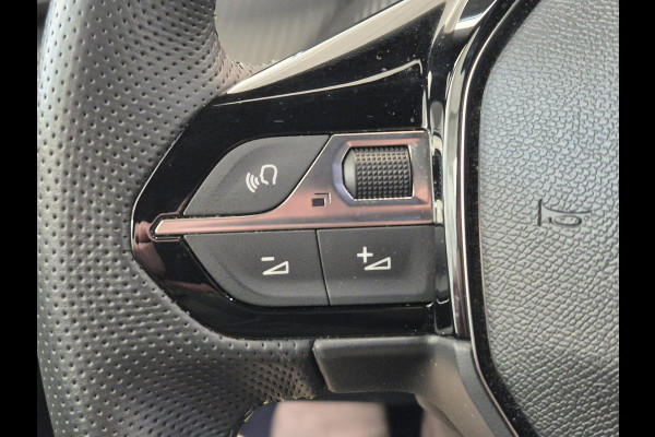 Peugeot e-2008 EV GT Avantage 54 kWh Alcantara | Carplay