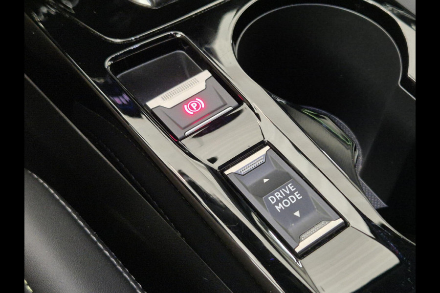 Peugeot e-2008 EV GT Avantage 54 kWh Alcantara | Carplay