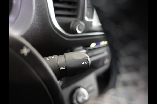 Opel Vivaro 2.0 CDTI 145 pk L3H1 Edition 3-zits Automaat Airco Navigatie Bluetooth Trekhaak