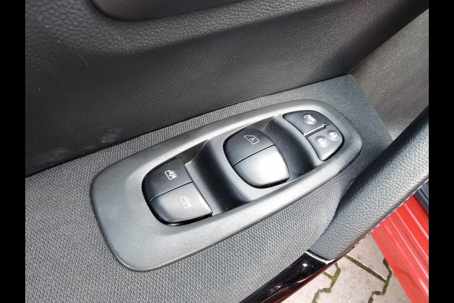 Renault Kadjar 1.2 TCe Intens | Automaat | Navi | Cruise | PDC | Keyless |