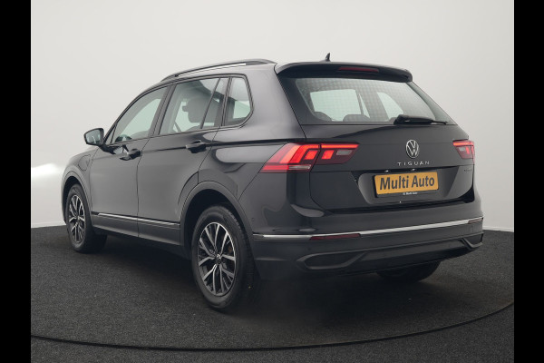 Volkswagen Tiguan 1.4 TSI eHybrid Life Plug In Hybrid 245pk Dealer O.H. PHEV | Trekhaak Af Fabriek | Adaptive Cruise | Sportstoelen & Stuur Verwarmd | Virtual | Keyless | Blis | Navigatie | DAB |