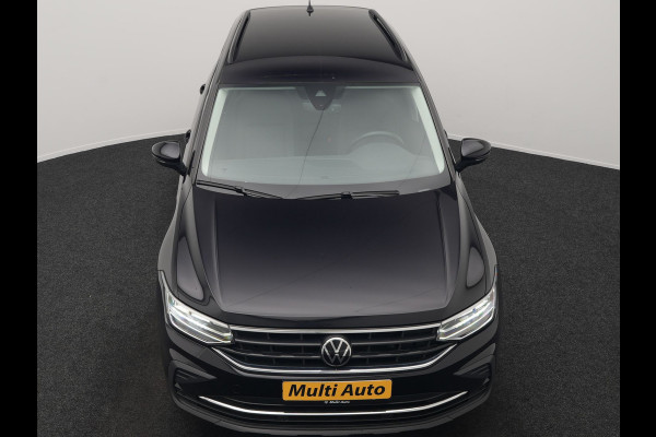Volkswagen Tiguan 1.4 TSI eHybrid Life Plug In Hybrid 245pk Dealer O.H. PHEV | Trekhaak Af Fabriek | Adaptive Cruise | Sportstoelen & Stuur Verwarmd | Virtual | Keyless | Blis | Navigatie | DAB |